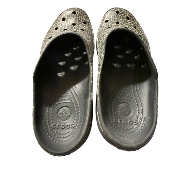 Womens Crocs Leopard Print Slip-On Clogs Size W8 Lightweight Comfort Shoes - Picture 4 of 8